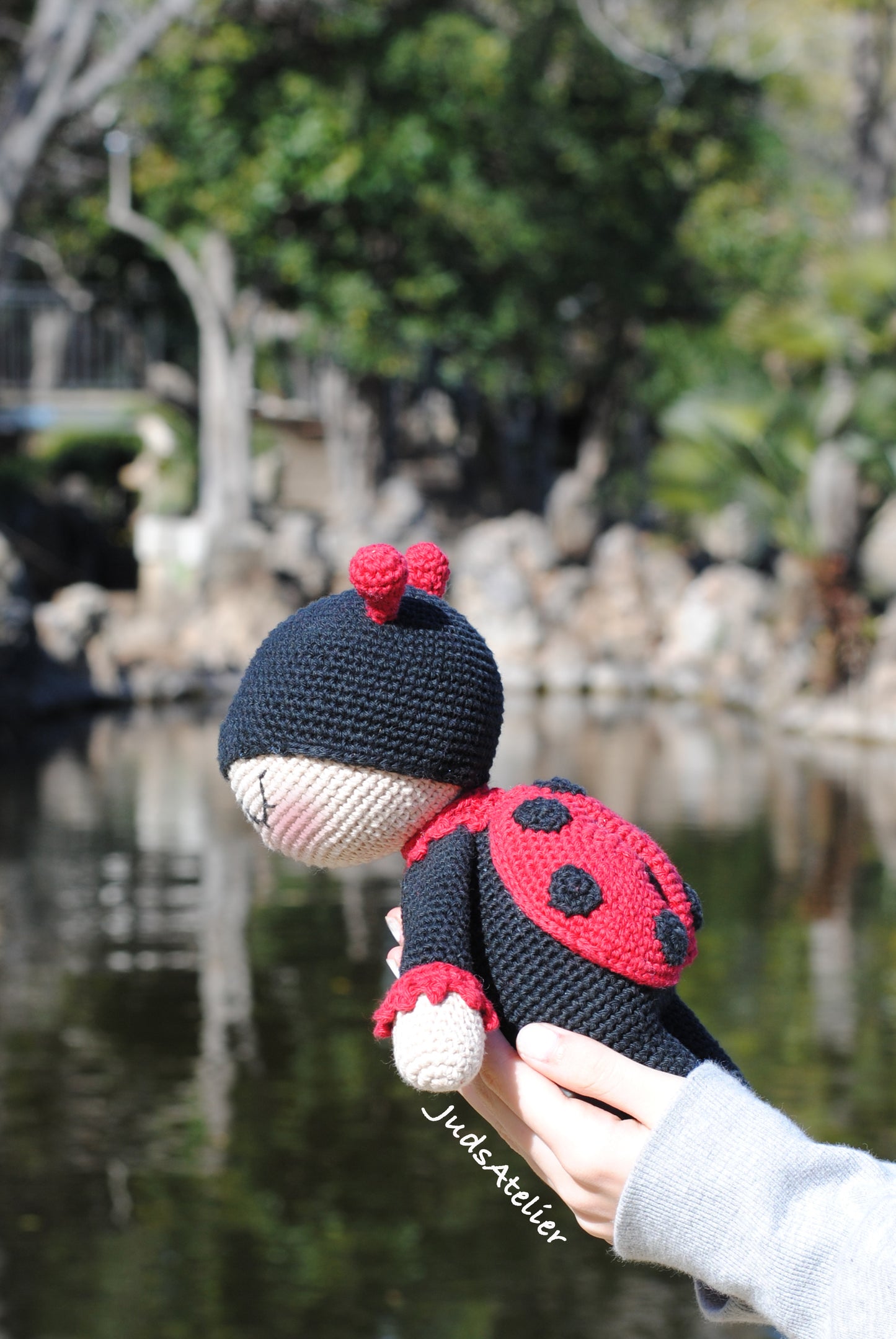 Patrón amigurumi - LIA la mariquita