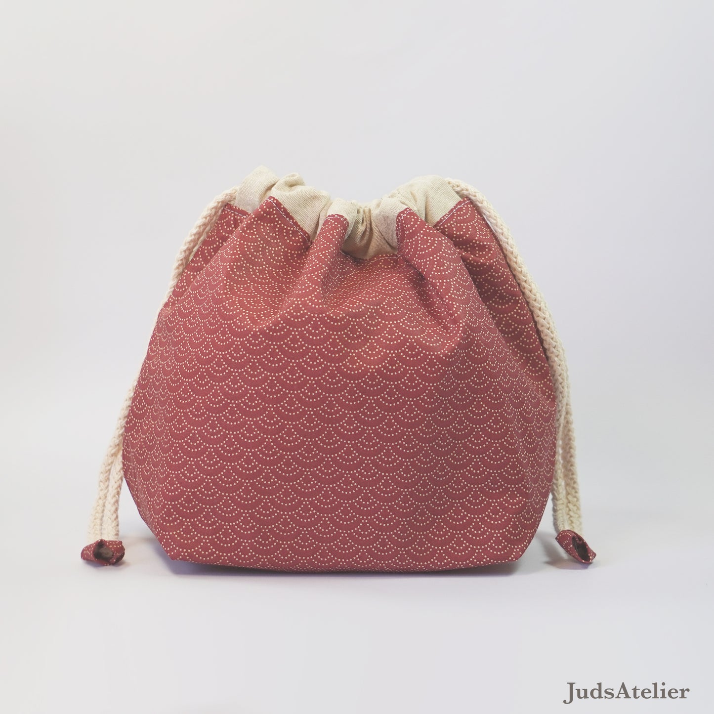 Bolsa de labores modelo ENSUEÑO con estampado japonés en color rojo oscuro