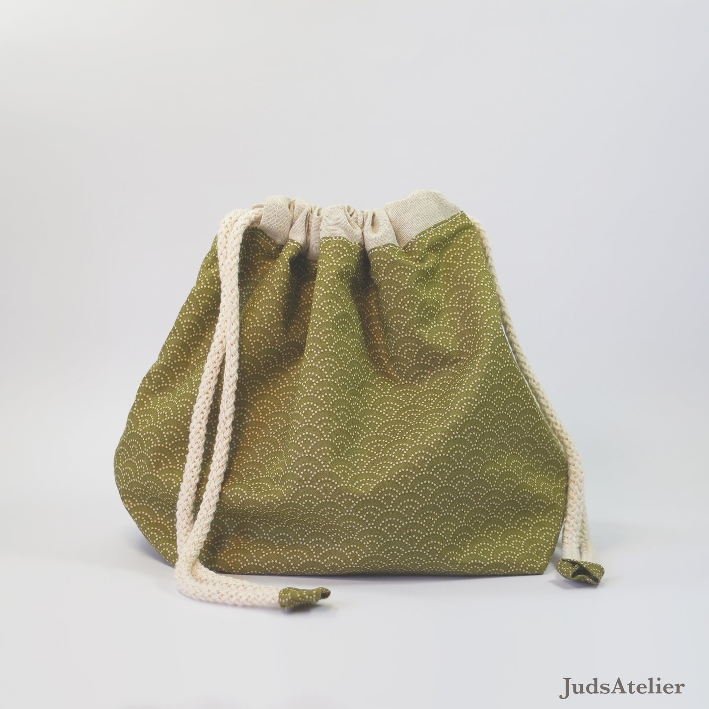 Bolsa de labores modelo ENSUEÑO con estampado japonés en color verde