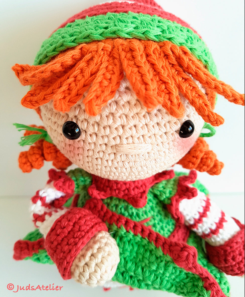 Patrón amigurumi - LIANA la elfa de Navidad