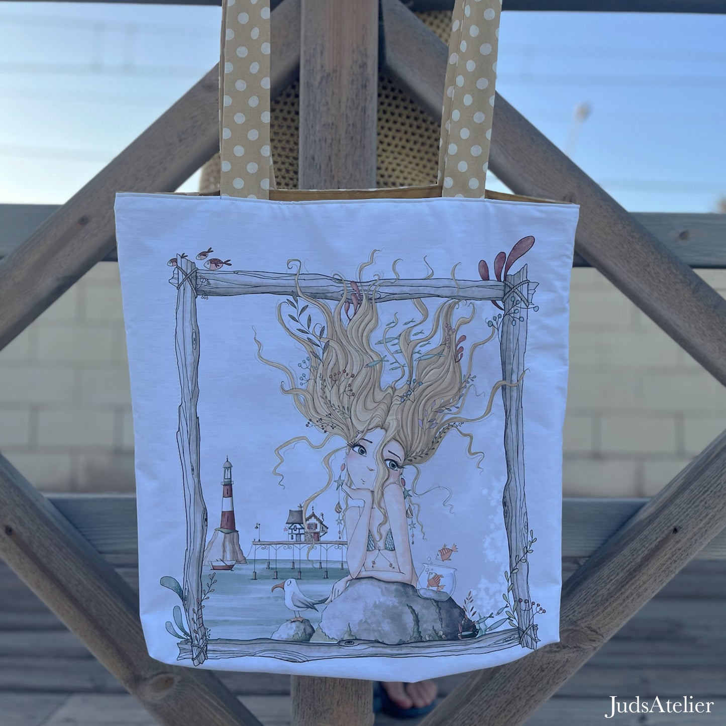 Bolsa Tote de gran capacidad con ilustración de sirena – Hecha a mano y única