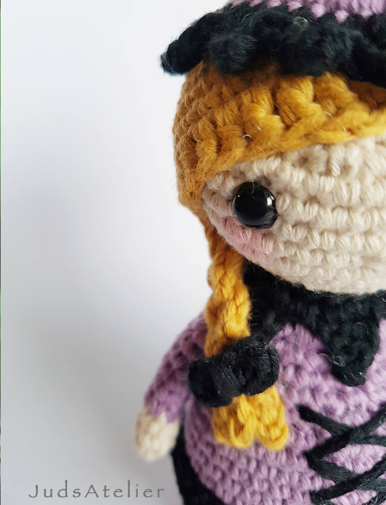 Patrón amigurumi - VERA la pequeña bruja