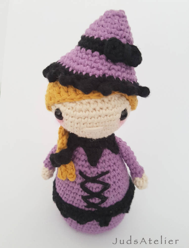 Patrón amigurumi - VERA la pequeña bruja