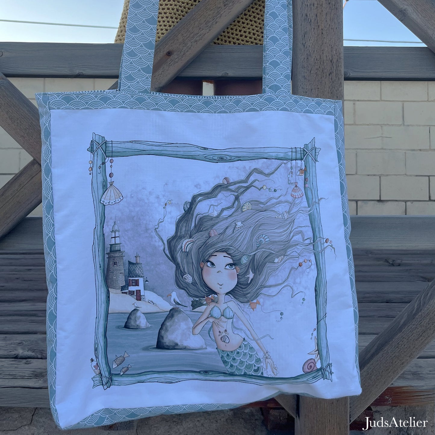 Bolsa Tote de gran capacidad con ilustración de sirena – Hecha a mano y única